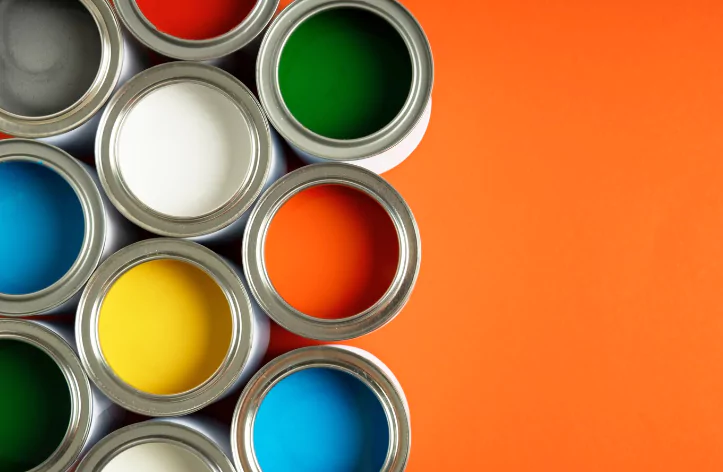 flat-lay-colorful-paint-cans